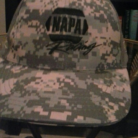 Men cap - Picture 2 of 3